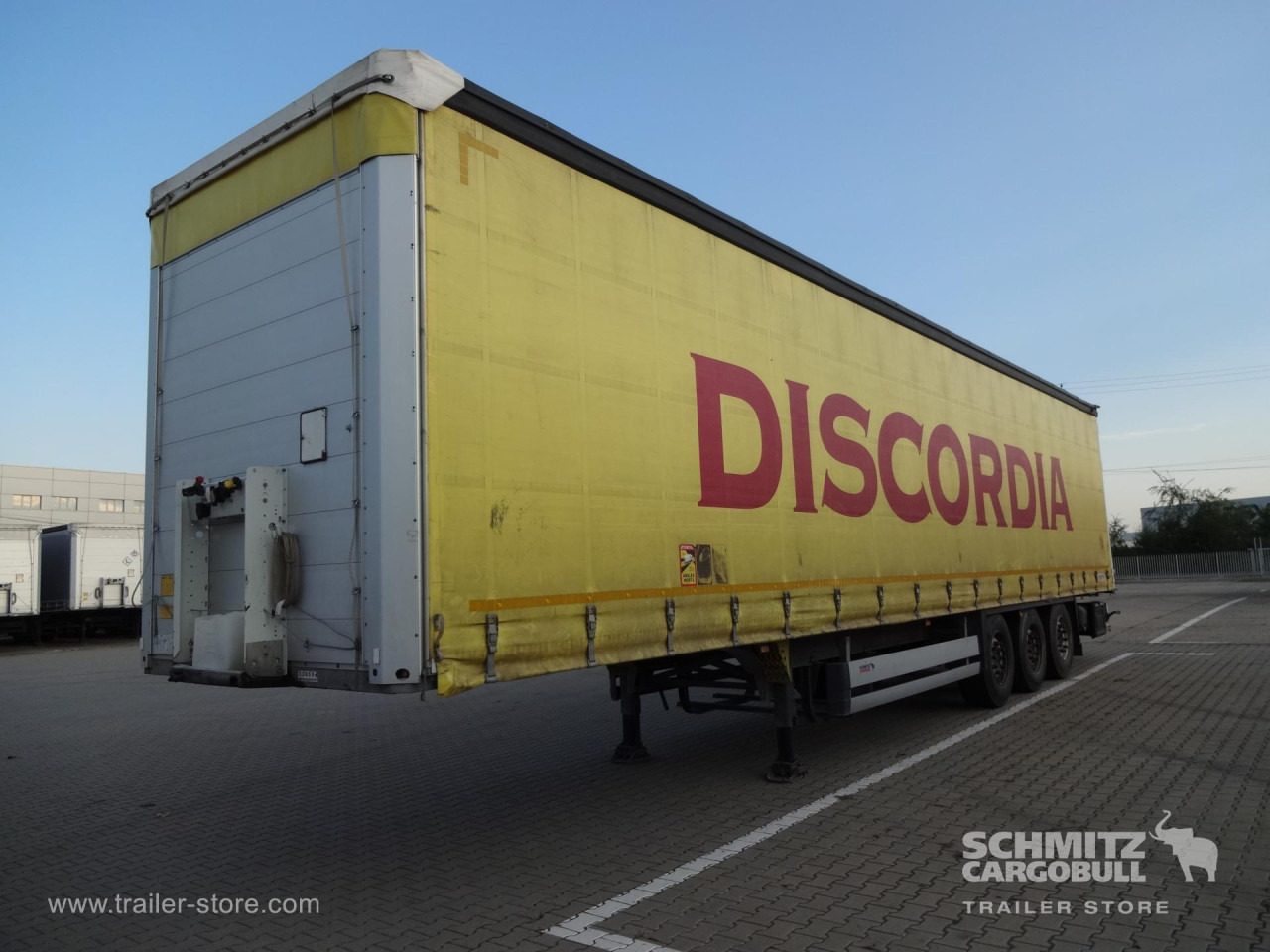 SCHMITZ Curtainsider Standard - Polprikolica s ponjavo: slika 1 SCHMITZ Curtainsider Standard - Polprikolica s ponjavo: slika 1