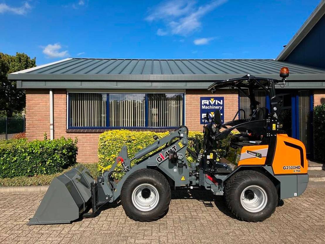Giant G2500 HD X-Tra - Kolesni nakladalec: slika 3 Giant G2500 HD X-Tra - Kolesni nakladalec: slika 3