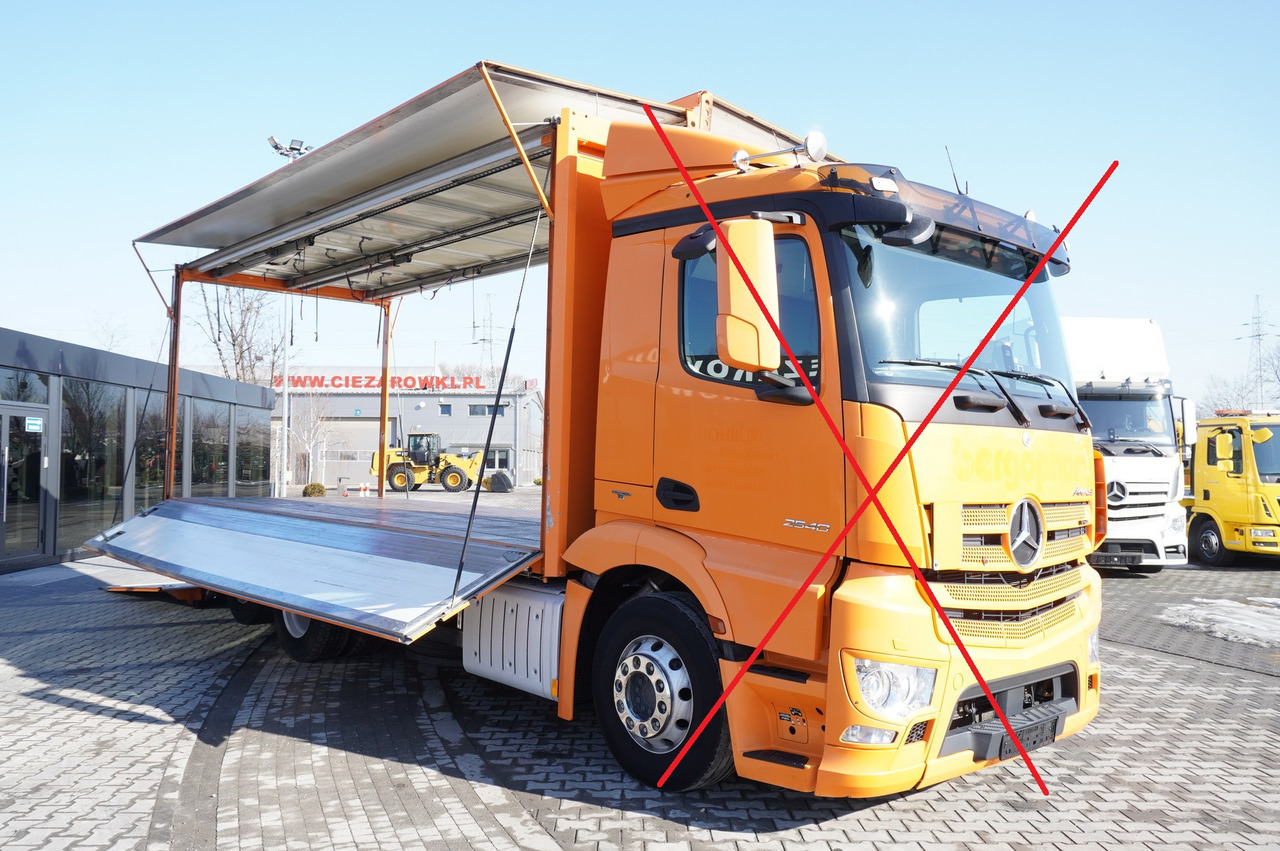 Container Body , 17 EPAL, 2x side opening, 2000 kg lift - Zamenljivo tovorišče - zaboj: slika 2 Container Body , 17 EPAL, 2x side opening, 2000 kg lift - Zamenljivo tovorišče - zaboj: slika 2