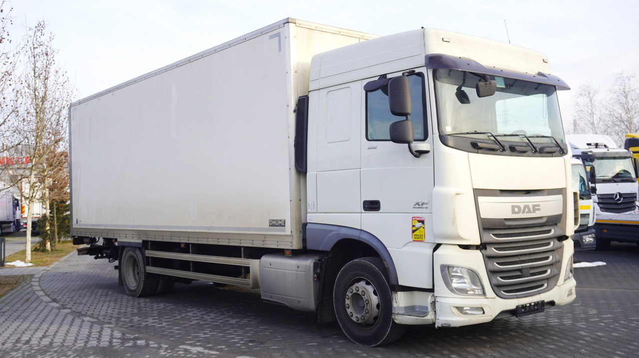 DAF XF 410 EURO 6 /410 HP / 20 EPAL / Dhollandia lift 1500 kg - Tovornjak zabojnik: slika 1 DAF XF 410 EURO 6 /410 HP / 20 EPAL / Dhollandia lift 1500 kg - Tovornjak zabojnik: slika 1