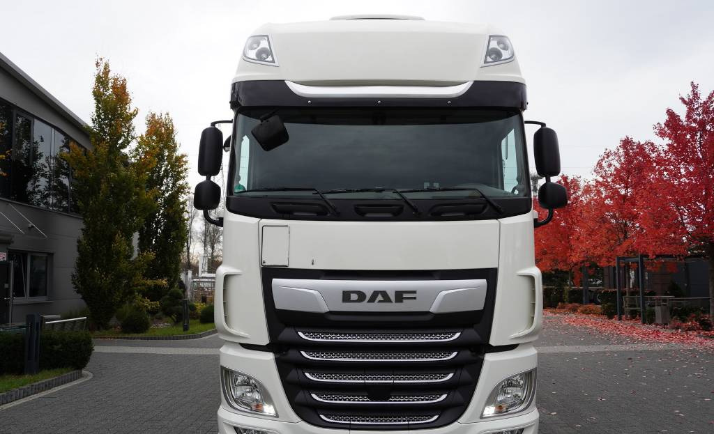 DAF XF 450 6×2 E6 / Refrigerator Lacapitaine / ATP/FRC to 2027 / 18 pallets - Tovornjak hladilnik: slika 2 DAF XF 450 6×2 E6 / Refrigerator Lacapitaine / ATP/FRC to 2027 / 18 pallets - Tovornjak hladilnik: slika 2