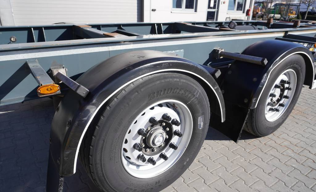 Fruehauf Trailer BDF (NEW) 6,000 km !!! - Kontejnerska prikolica/ Prikolica z zamenljivim tovoriščem: slika 2 Fruehauf Trailer BDF (NEW) 6,000 km !!! - Kontejnerska prikolica/ Prikolica z zamenljivim tovoriščem: slika 2