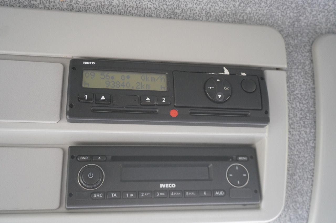 IVECO Eurocargo 150 E25 / 90 tho. km !!! / Tow truck - Tovornjak avtotransporter: slika 3 IVECO Eurocargo 150 E25 / 90 tho. km !!! / Tow truck - Tovornjak avtotransporter: slika 3