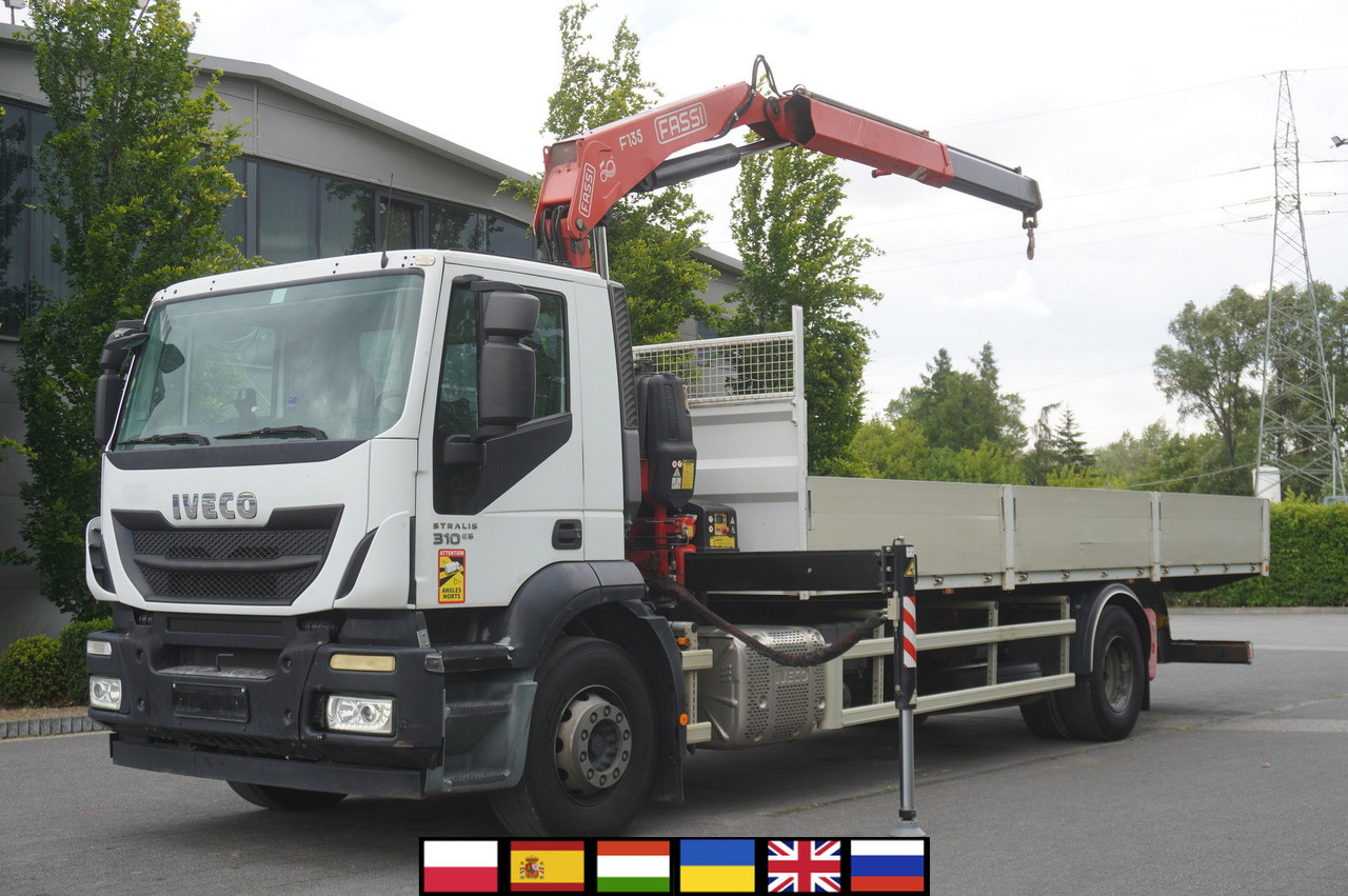 IVECO STRALIS 19.310 E6 / Flatbed 19 EPAL / FASSI F135 / 225 MTH! / 5.7 T - Tovornjak z dvigalom, Tovornjak z dvigalom: slika 1 IVECO STRALIS 19.310 E6 / Flatbed 19 EPAL / FASSI F135 / 225 MTH! / 5.7 T - Tovornjak z dvigalom, Tovornjak z dvigalom: slika 1
