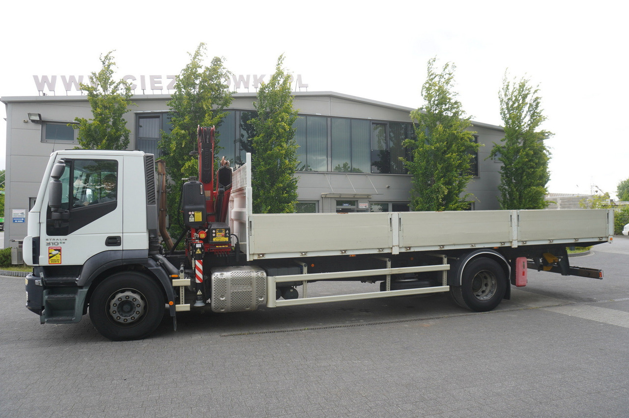 IVECO STRALIS 19.310 E6 / Flatbed 19 EPAL / FASSI F135 / 225 MTH! / 5.7 T - Tovornjak s kesonom, Tovornjak z dvigalom: slika 5 IVECO STRALIS 19.310 E6 / Flatbed 19 EPAL / FASSI F135 / 225 MTH! / 5.7 T - Tovornjak s kesonom, Tovornjak z dvigalom: slika 5