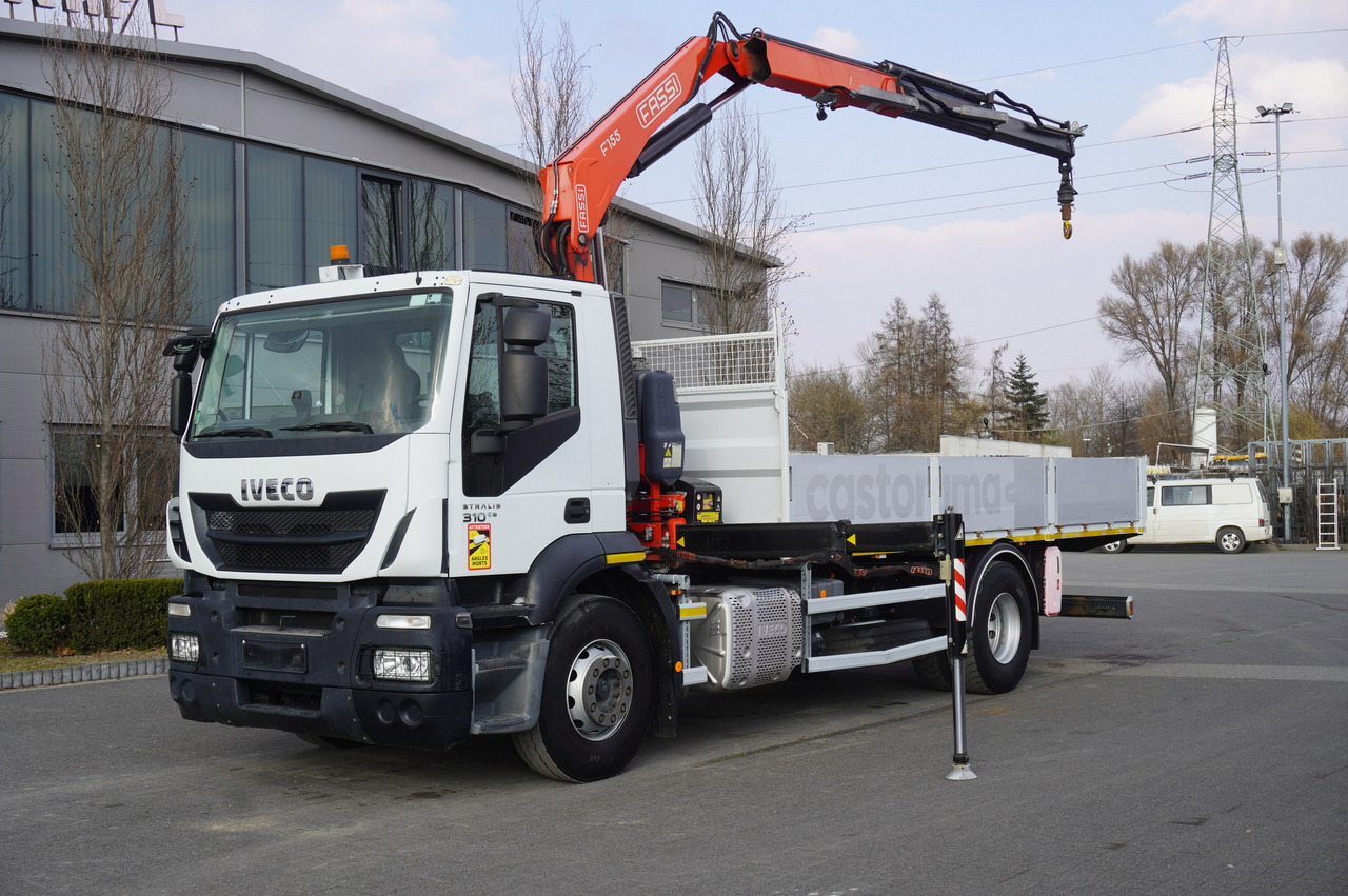 IVECO STRALIS 310 E6 / HDS FASSI 155 6.2 T / 250 thousand km - Tovornjak z dvigalom: slika 1 IVECO STRALIS 310 E6 / HDS FASSI 155 6.2 T / 250 thousand km - Tovornjak z dvigalom: slika 1