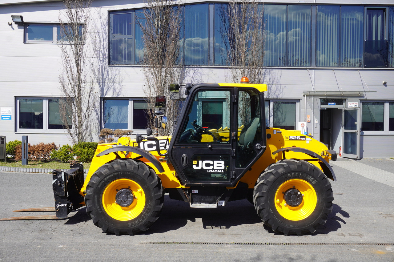 JCB 526-56 AGRI Plus / 5.6 m telescopic loader / joystick - Teleskopski kolesni nakladalnik: slika 4 JCB 526-56 AGRI Plus / 5.6 m telescopic loader / joystick - Teleskopski kolesni nakladalnik: slika 4