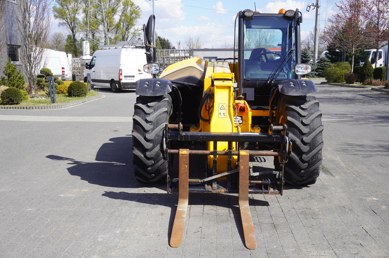 JCB 526-56 AGRI Plus / 5.6 m telescopic loader / joystick - Teleskopski kolesni nakladalnik: slika 2 JCB 526-56 AGRI Plus / 5.6 m telescopic loader / joystick - Teleskopski kolesni nakladalnik: slika 2
