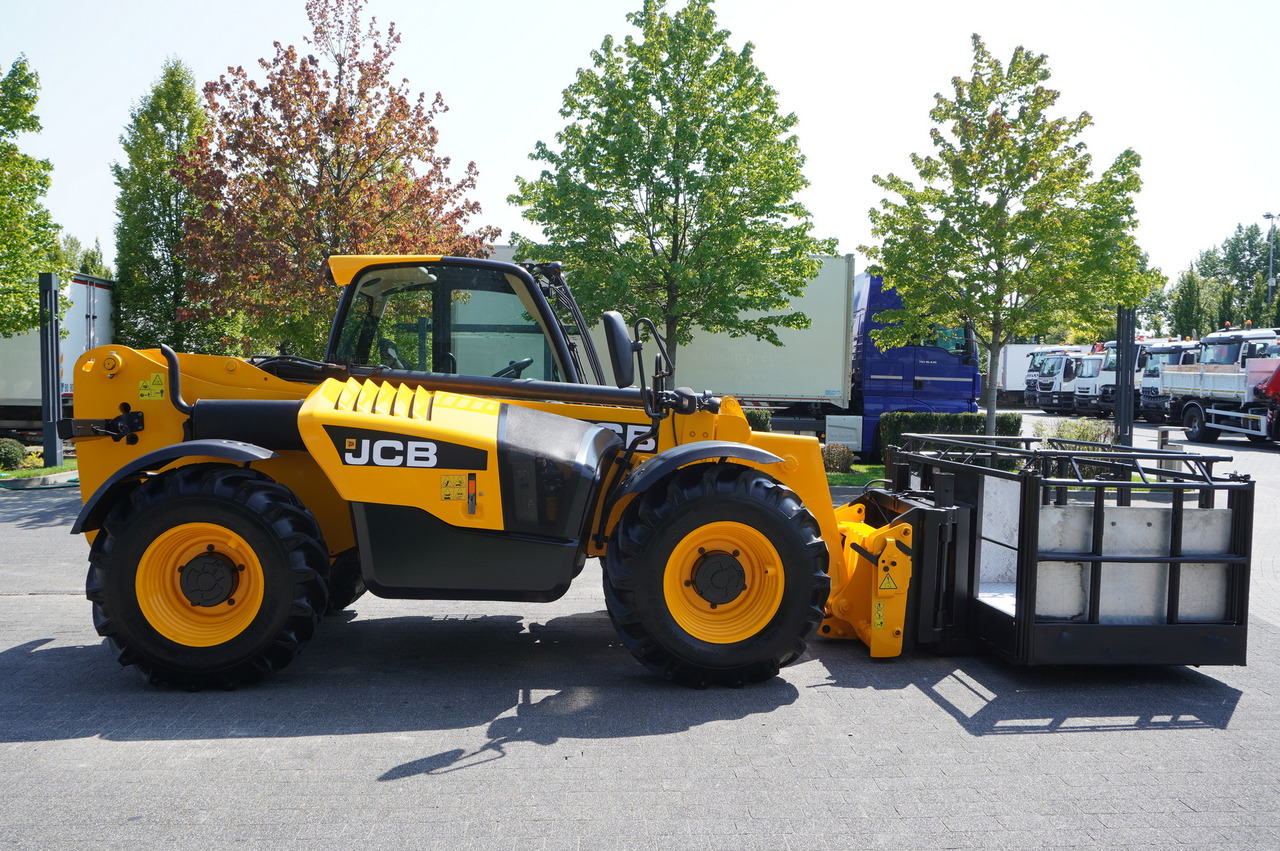 JCB 535-95 / 3.5 T / range 9.5 m / joystick - Teleskopski kolesni nakladalnik: slika 5 JCB 535-95 / 3.5 T / range 9.5 m / joystick - Teleskopski kolesni nakladalnik: slika 5