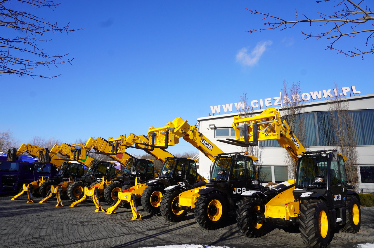 JCB 540-170 Telescopic Loader / 17m / joystick - Kolesni nakladalec: slika 2 JCB 540-170 Telescopic Loader / 17m / joystick - Kolesni nakladalec: slika 2