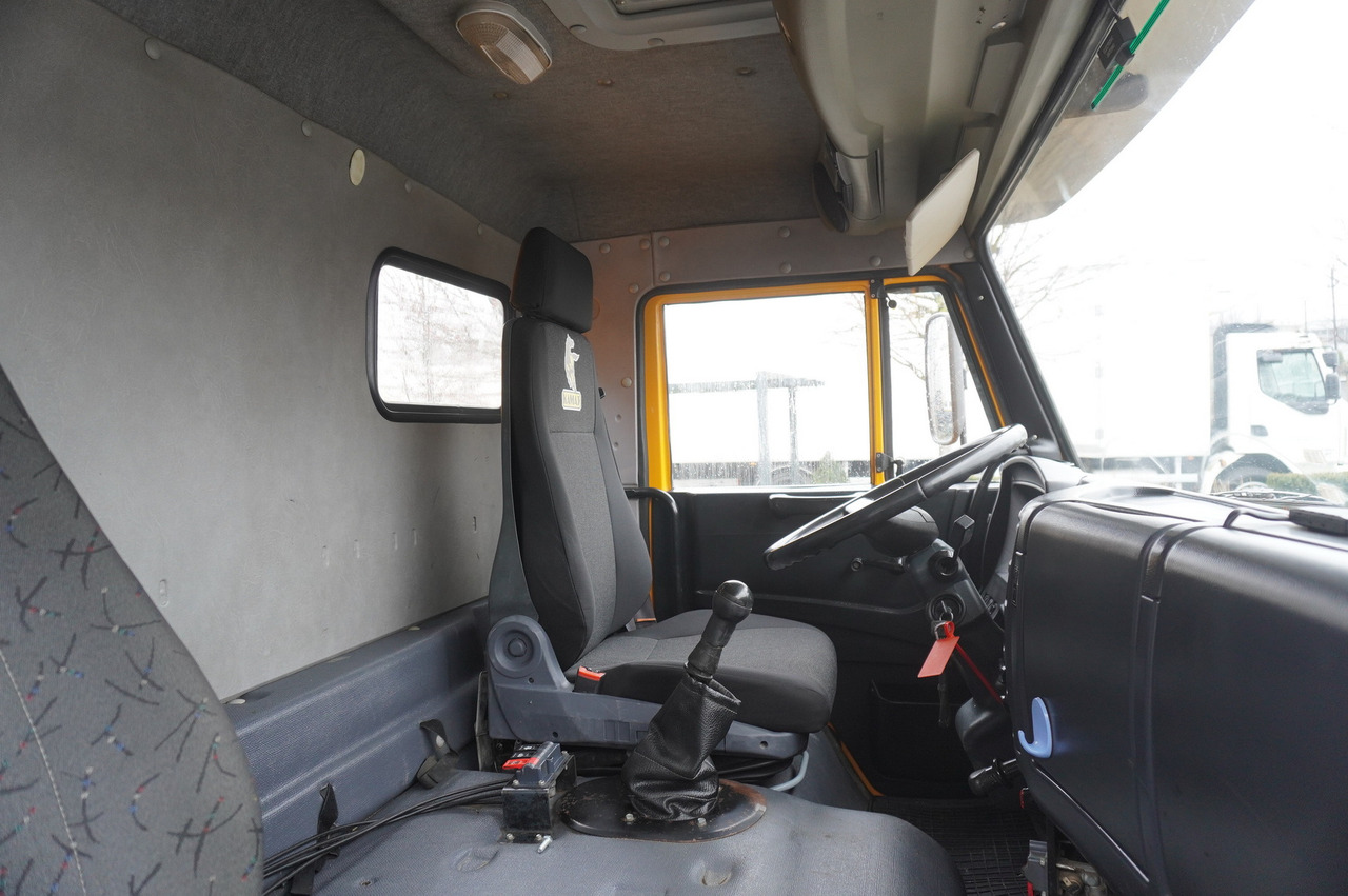 Tovornjak prekucnik, Tovornjak z dvigalom KAMAZ T2530 E5 6×4 / 3-sided tipper: slika 29