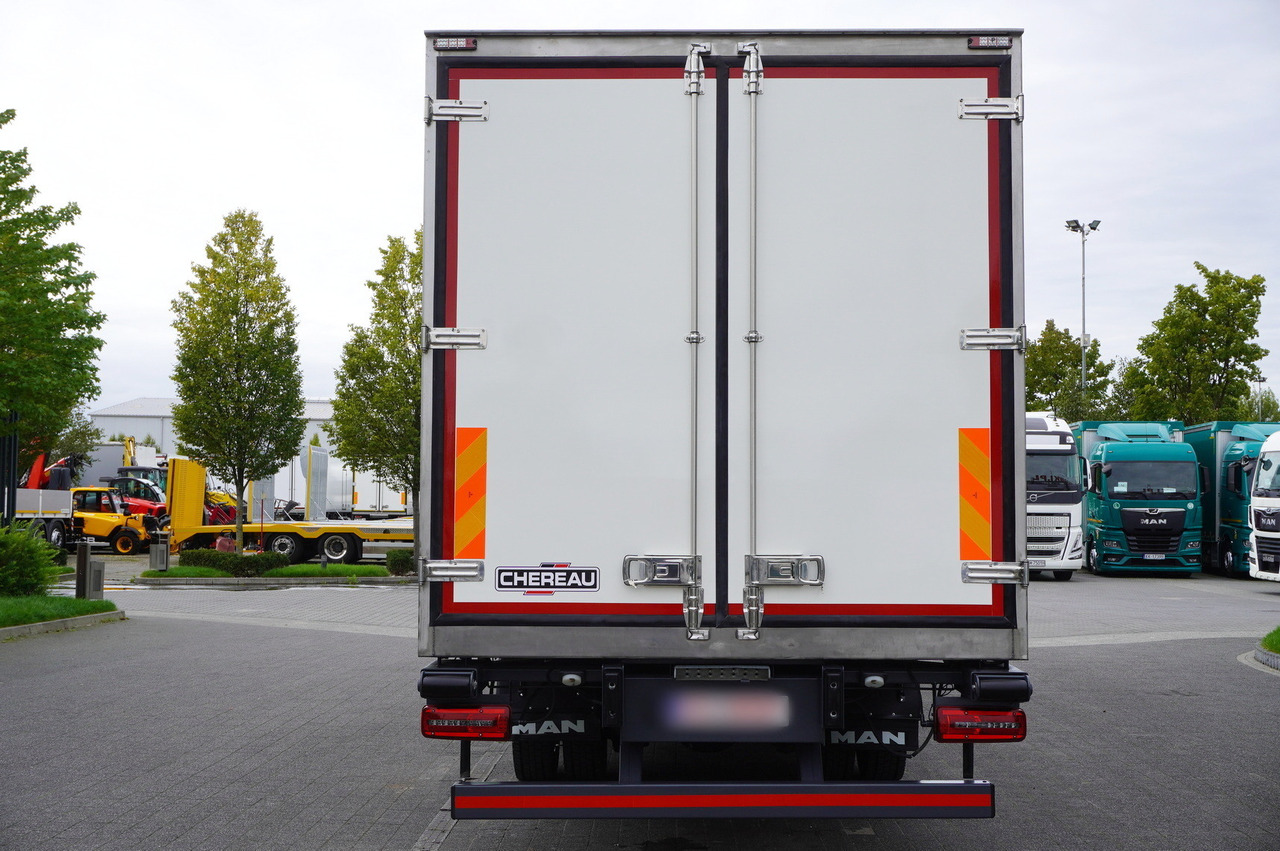 MAN TGL 12.190 / CHEREAU Refrigerator 18 PAL multitemperature / Thermoking T-1200R / 100,000 km - Tovornjak hladilnik: slika 5 MAN TGL 12.190 / CHEREAU Refrigerator 18 PAL multitemperature / Thermoking T-1200R / 100,000 km - Tovornjak hladilnik: slika 5