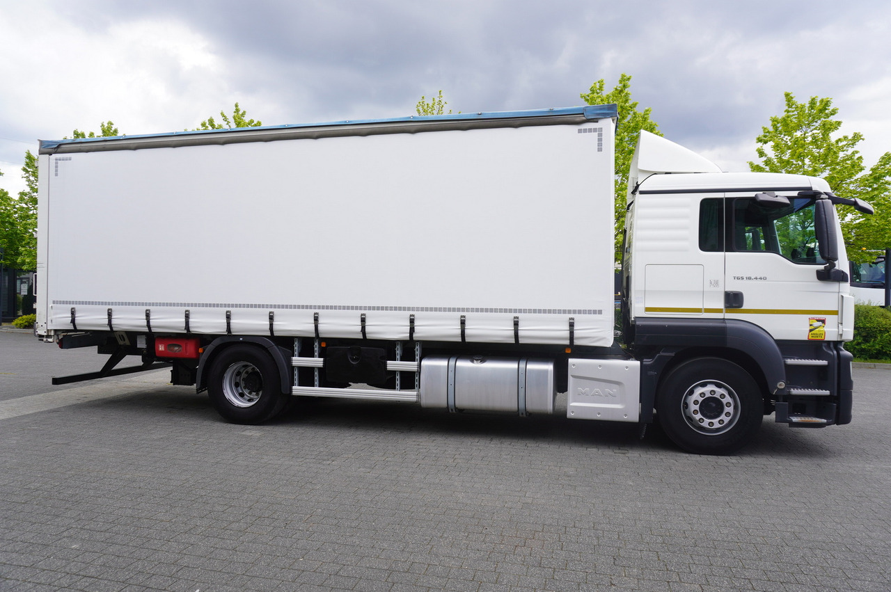 MAN TGS 18.440 / 19 EPAL curtainsider / Sleeper cab - Tovornjak s ponjavo: slika 2 MAN TGS 18.440 / 19 EPAL curtainsider / Sleeper cab - Tovornjak s ponjavo: slika 2