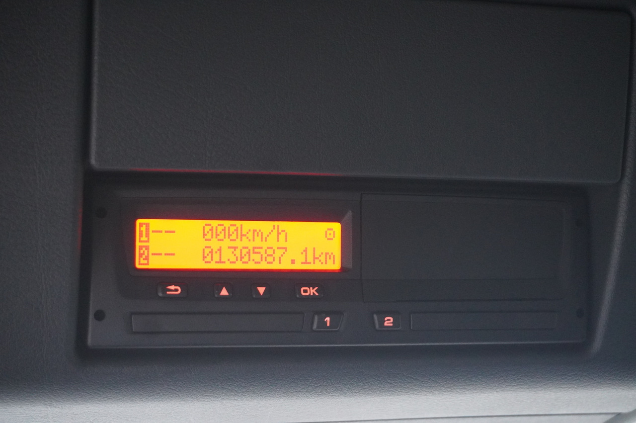 MAN TGS 26.360 E6 / RIVARD sewage cleaner 18 m3 / 130 tho. km / steering axle - Vakuumski tovornjak: slika 2 MAN TGS 26.360 E6 / RIVARD sewage cleaner 18 m3 / 130 tho. km / steering axle - Vakuumski tovornjak: slika 2