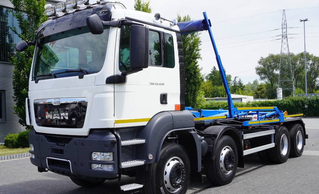 MAN TGS 35.400 8×4 HYVA LIFT 32.56 SE hooklift - Kotalni prekucni tovornjak: slika 4 MAN TGS 35.400 8×4 HYVA LIFT 32.56 SE hooklift - Kotalni prekucni tovornjak: slika 4