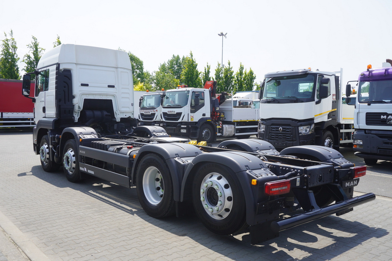 MAN TGS 35.420 8x2 / Chassis 6.4 m / 3 steered axles - Tovornjak-šasija: slika 4 MAN TGS 35.420 8x2 / Chassis 6.4 m / 3 steered axles - Tovornjak-šasija: slika 4
