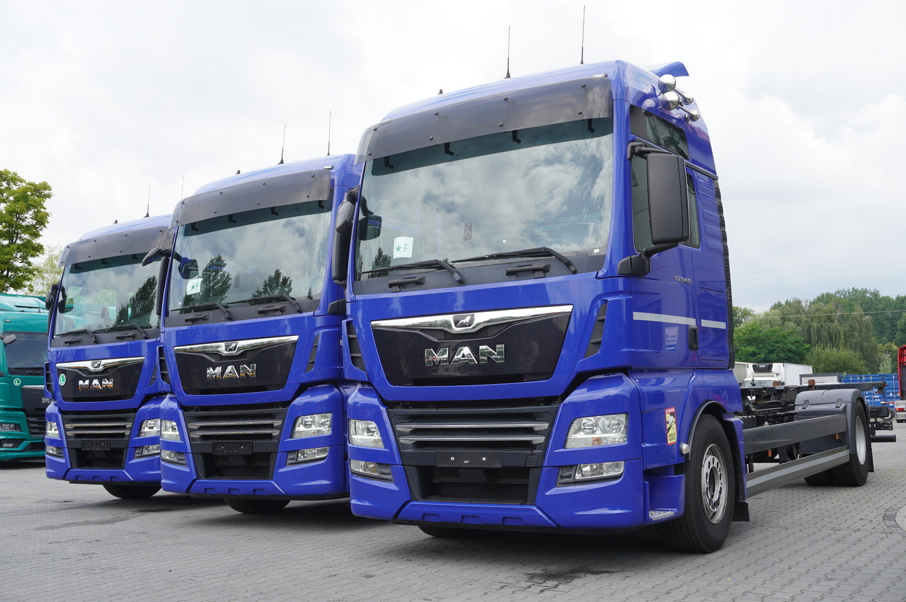 MAN TGX 18.430 / BDF / sleeping cab / 2021 / 4 units - Kontejnerski tovornjak/ Tovornjak z zamenljivim tovoriščem: slika 3 MAN TGX 18.430 / BDF / sleeping cab / 2021 / 4 units - Kontejnerski tovornjak/ Tovornjak z zamenljivim tovoriščem: slika 3