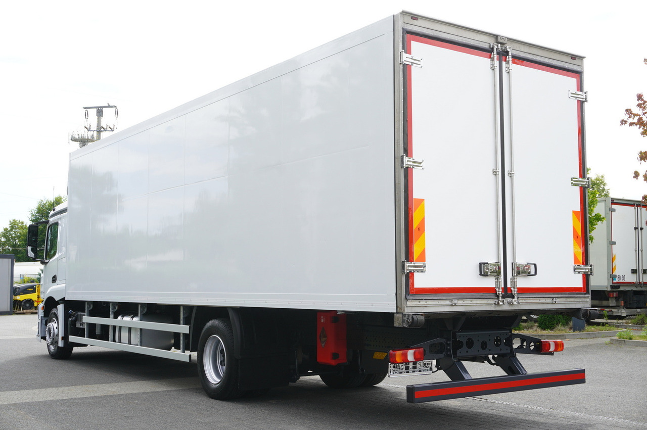 MERCEDES-BENZ Actros 1824 / Refrigerator 22 EPAL / Carrier Supra 850 / Sleeping cabin - Tovornjak hladilnik: slika 3 MERCEDES-BENZ Actros 1824 / Refrigerator 22 EPAL / Carrier Supra 850 / Sleeping cabin - Tovornjak hladilnik: slika 3