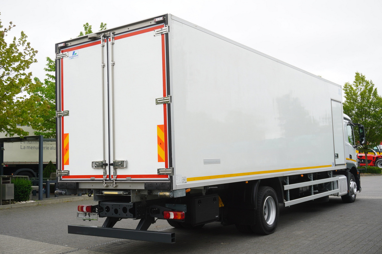MERCEDES-BENZ Actros 1824 / Refrigerator 22 EPAL / Carrier Supra 950 / Sleeping cabin - Tovornjak hladilnik: slika 5 MERCEDES-BENZ Actros 1824 / Refrigerator 22 EPAL / Carrier Supra 950 / Sleeping cabin - Tovornjak hladilnik: slika 5