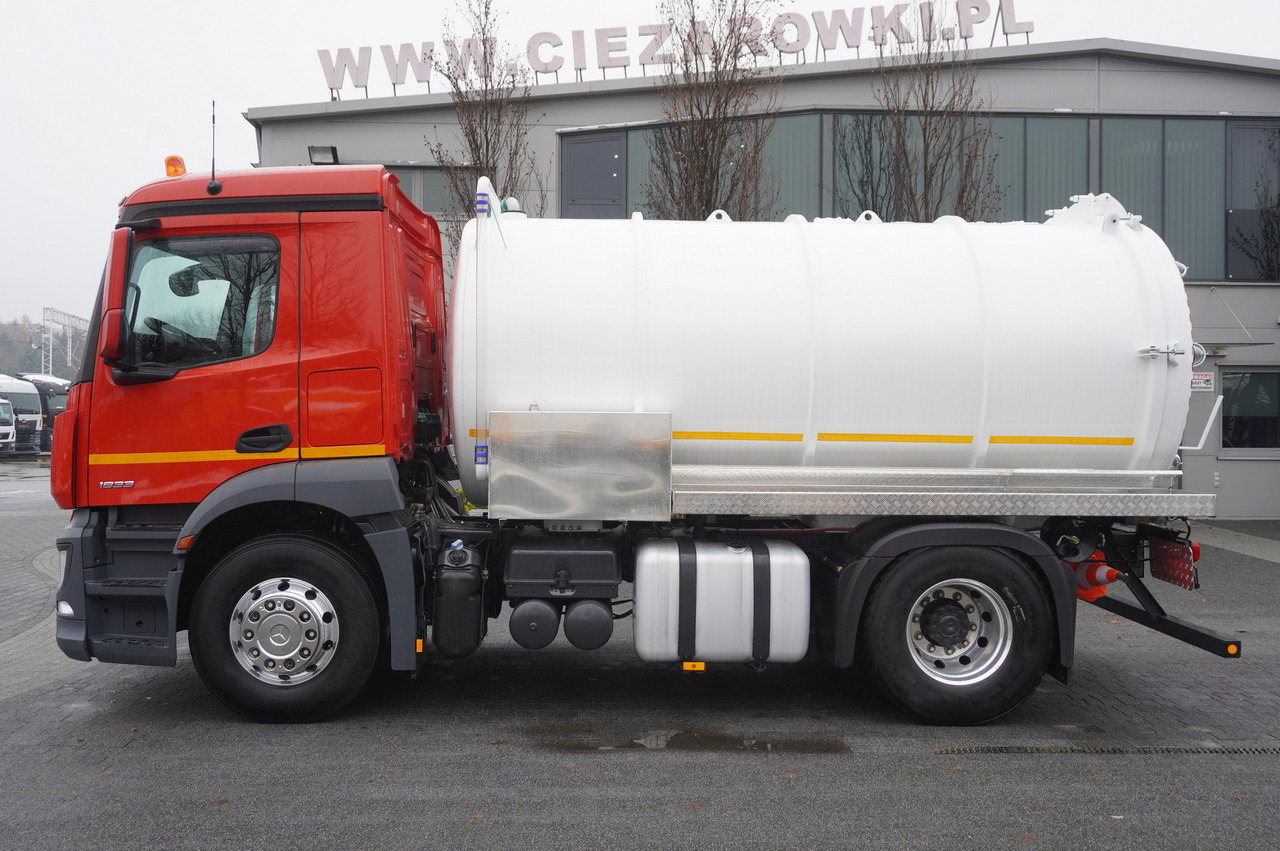 MERCEDES-BENZ Actros 1833 / 260 tho. km / NEW septic tank 11000 l - Tovornjak cisterna: slika 2 MERCEDES-BENZ Actros 1833 / 260 tho. km / NEW septic tank 11000 l - Tovornjak cisterna: slika 2