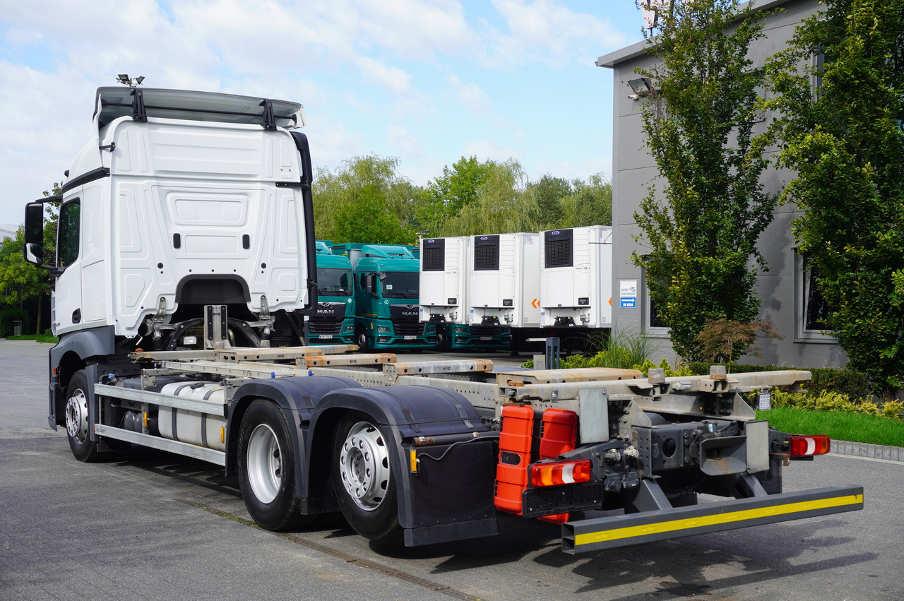 MERCEDES-BENZ Actros 2545 6×2 MP5 / Full ADR / 2 units - Kontejnerski tovornjak/ Tovornjak z zamenljivim tovoriščem: slika 4 MERCEDES-BENZ Actros 2545 6×2 MP5 / Full ADR / 2 units - Kontejnerski tovornjak/ Tovornjak z zamenljivim tovoriščem: slika 4