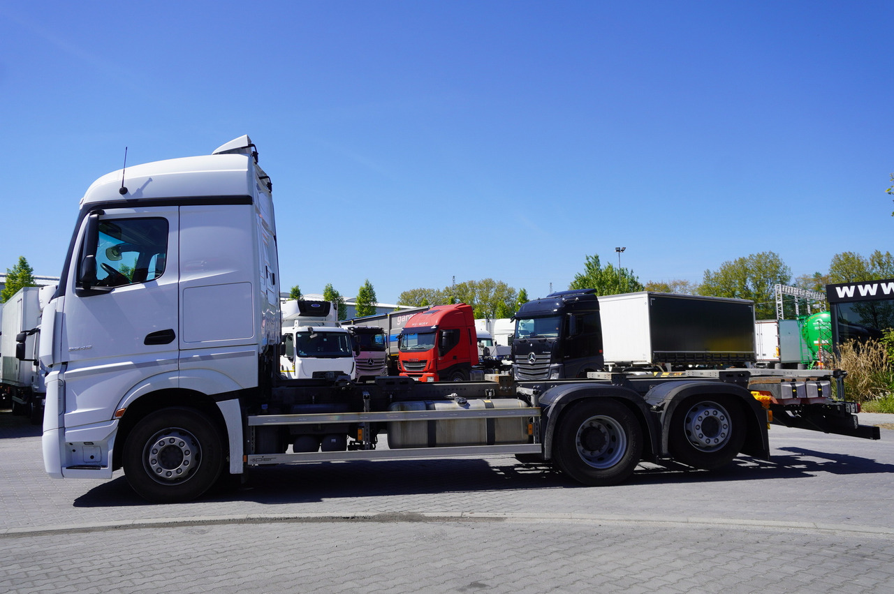 MERCEDES-BENZ Actros 2545 6×2 MP5 / Full ADR / BDF - Kontejnerski tovornjak/ Tovornjak z zamenljivim tovoriščem: slika 2 MERCEDES-BENZ Actros 2545 6×2 MP5 / Full ADR / BDF - Kontejnerski tovornjak/ Tovornjak z zamenljivim tovoriščem: slika 2