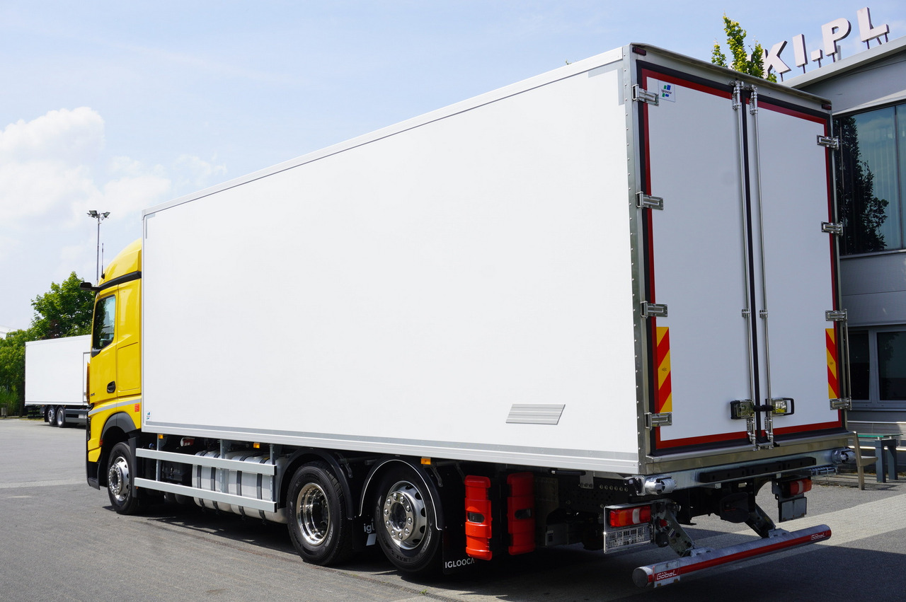 MERCEDES-BENZ Actros 2545 MP5 6×2 E6 / NEW Igloocar refrigerator / 19 pallets - Tovornjak hladilnik: slika 3 MERCEDES-BENZ Actros 2545 MP5 6×2 E6 / NEW Igloocar refrigerator / 19 pallets - Tovornjak hladilnik: slika 3