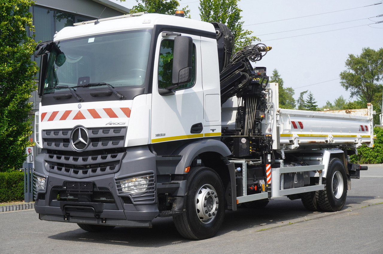 MERCEDES-BENZ Arocs 1833 / 87,000 km!!! / Hds HIAB X-DUO 128 B-2 / three-sided tipper - Tovornjak prekucnik, Tovornjak z dvigalom: slika 3 MERCEDES-BENZ Arocs 1833 / 87,000 km!!! / Hds HIAB X-DUO 128 B-2 / three-sided tipper - Tovornjak prekucnik, Tovornjak z dvigalom: slika 3