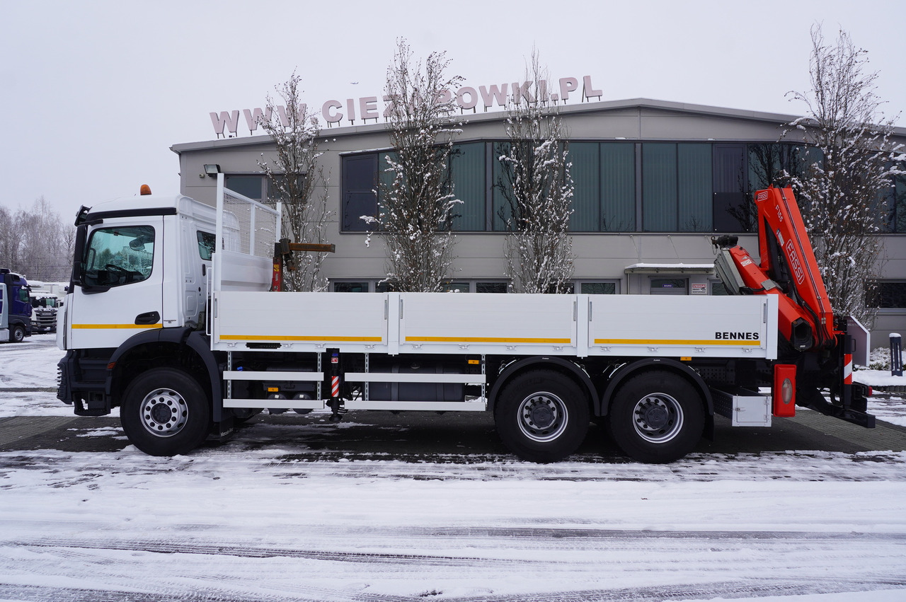 MERCEDES-BENZ Arocs 2633 flatbed truck / Crane FASSI F155A.0.23 / REMOTE CONTROL / 230,000 km - Tovornjak z dvigalom: slika 2 MERCEDES-BENZ Arocs 2633 flatbed truck / Crane FASSI F155A.0.23 / REMOTE CONTROL / 230,000 km - Tovornjak z dvigalom: slika 2
