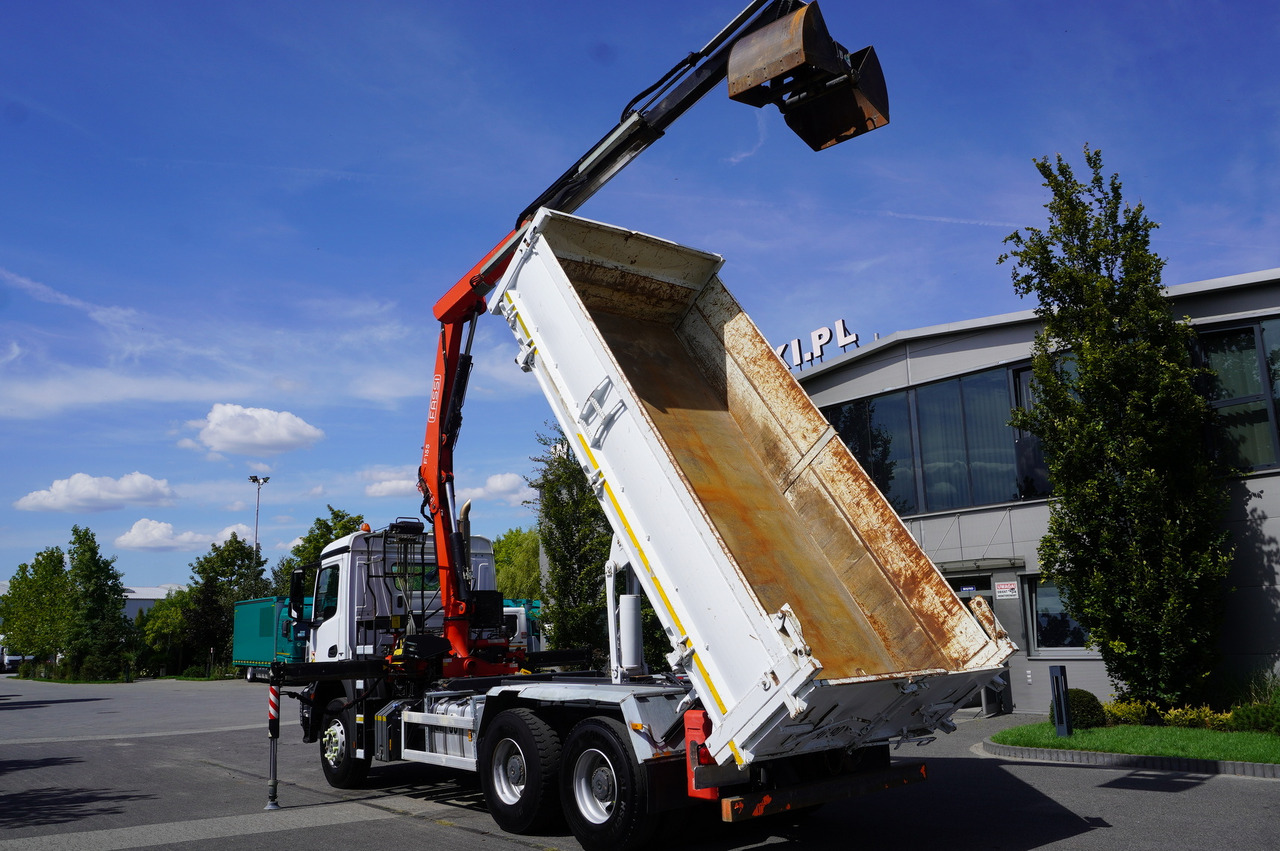 MERCEDES-BENZ Arocs 2636 / 6x4 / HDS Fassi / 3-Way Tipper / Bortmatic - Tovornjak z dvigalom: slika 5 MERCEDES-BENZ Arocs 2636 / 6x4 / HDS Fassi / 3-Way Tipper / Bortmatic - Tovornjak z dvigalom: slika 5