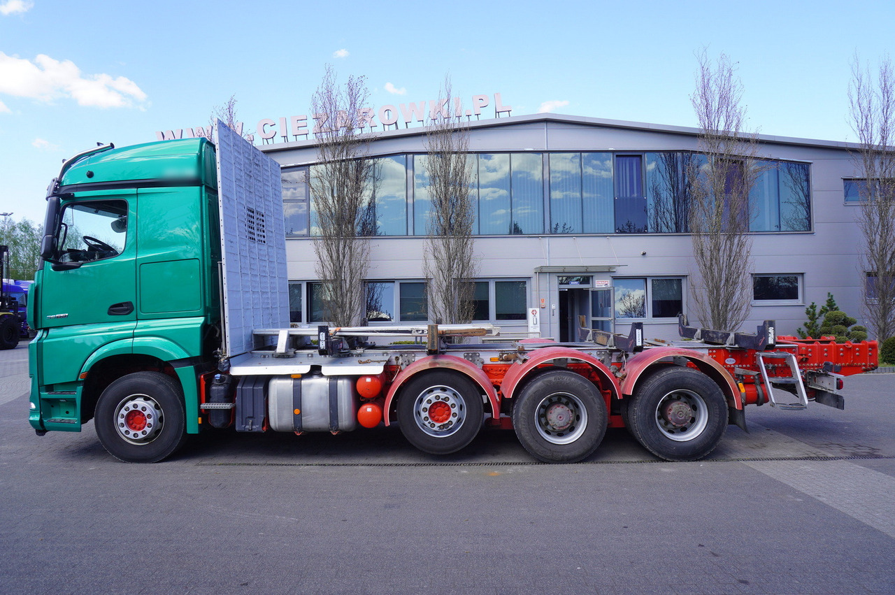 Mercedes-Benz Actros 3563 8 × 4 / 630 HP / steered axle / Logging superstructure - Tovornjak za prevoz lesa: slika 4 Mercedes-Benz Actros 3563 8 × 4 / 630 HP / steered axle / Logging superstructure - Tovornjak za prevoz lesa: slika 4