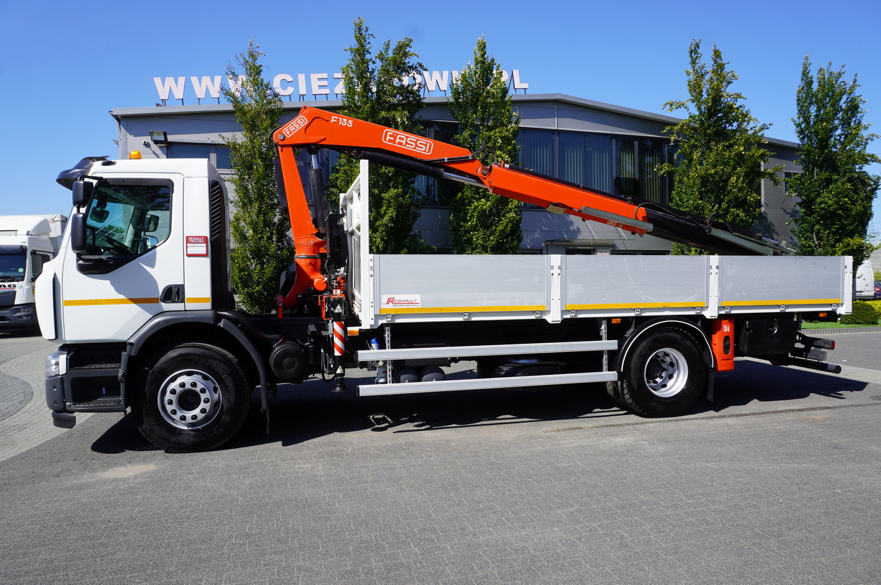 RENAULT C280 DTI 8 / FASSI crane 5.6 T / range 8 m / Flatbed 15 EPAL - Tovornjak s kesonom, Tovornjak z dvigalom: slika 2 RENAULT C280 DTI 8 / FASSI crane 5.6 T / range 8 m / Flatbed 15 EPAL - Tovornjak s kesonom, Tovornjak z dvigalom: slika 2