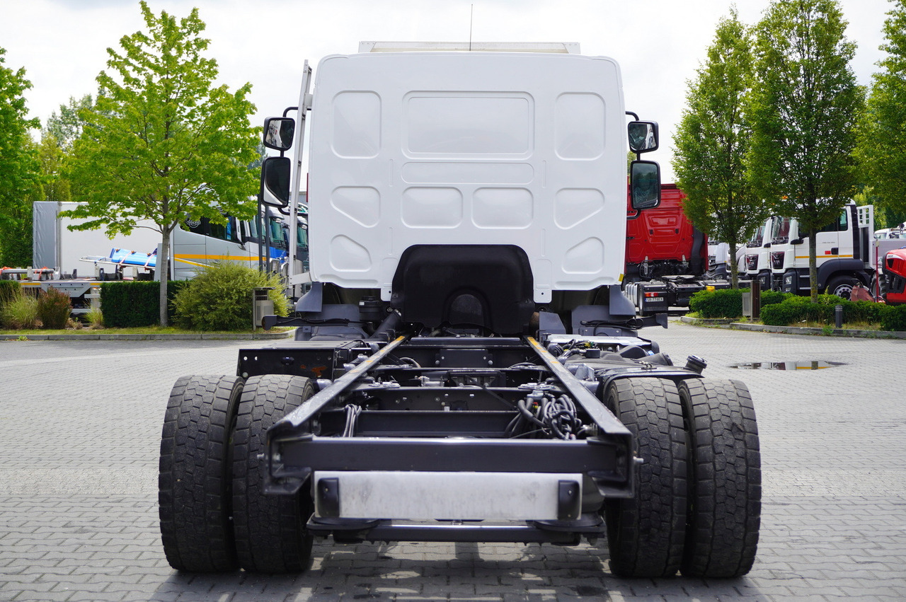 RENAULT D12 / Chassis 5.6 m / Differential lock / 160 tho. km - Tovornjak-šasija: slika 4 RENAULT D12 / Chassis 5.6 m / Differential lock / 160 tho. km - Tovornjak-šasija: slika 4