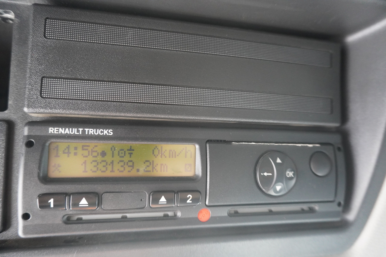 Tovornjak hladilnik RENAULT D12 / Lamberet refrigerated truck / Dhollandia tail lift 1500 kg / 130 thousand km !!: slika 24 Tovornjak hladilnik RENAULT D12 / Lamberet refrigerated truck / Dhollandia tail lift 1500 kg / 130 thousand km !!: slika 24