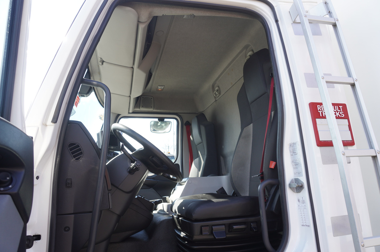 Tovornjak hladilnik RENAULT D12 / Lamberet refrigerated truck / Dhollandia tail lift 1500 kg / 130 thousand km !!: slika 18 Tovornjak hladilnik RENAULT D12 / Lamberet refrigerated truck / Dhollandia tail lift 1500 kg / 130 thousand km !!: slika 18