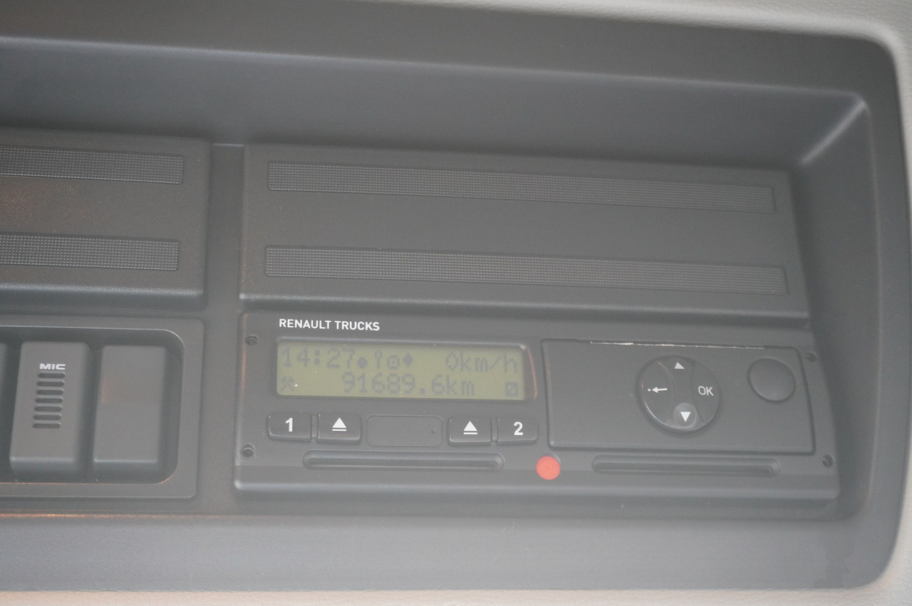 RENAULT D13 / 90 tho km !!! / Meat hook refrigerator / Thermoking T800R / 2 units - Tovornjak hladilnik: slika 2 RENAULT D13 / 90 tho km !!! / Meat hook refrigerator / Thermoking T800R / 2 units - Tovornjak hladilnik: slika 2