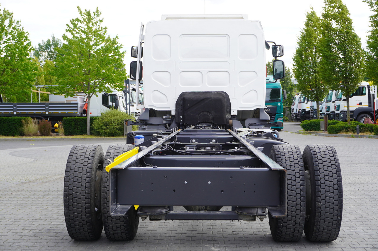 RENAULT D16 / Chassis 7.1 m / Differential lock - Tovornjak-šasija: slika 4 RENAULT D16 / Chassis 7.1 m / Differential lock - Tovornjak-šasija: slika 4