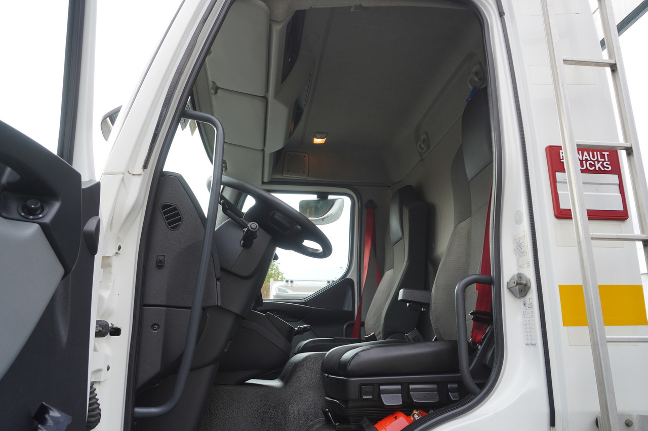 Vlečno vozilo RENAULT D16 / NEW Tow truck 7.7 m / 170 tho. km: slika 22 Vlečno vozilo RENAULT D16 / NEW Tow truck 7.7 m / 170 tho. km: slika 22