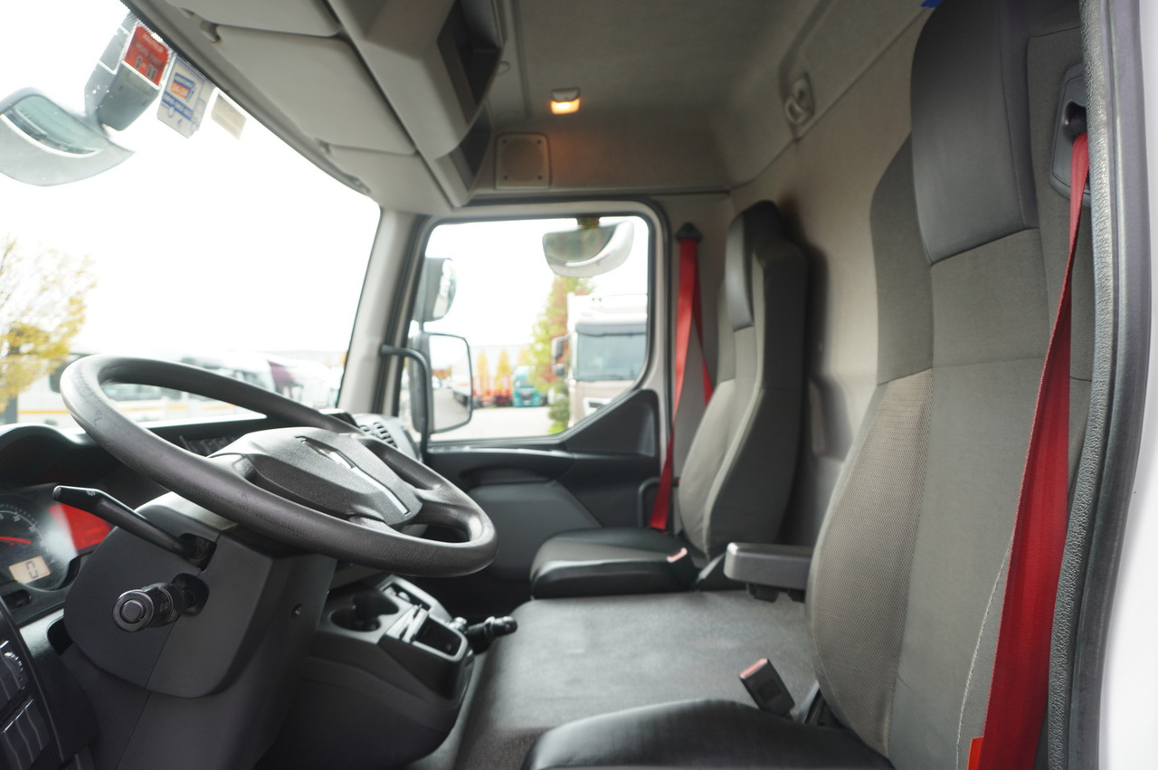 Vlečno vozilo RENAULT D16 / NEW Tow truck 7.7 m / 170 tho. km: slika 23 Vlečno vozilo RENAULT D16 / NEW Tow truck 7.7 m / 170 tho. km: slika 23