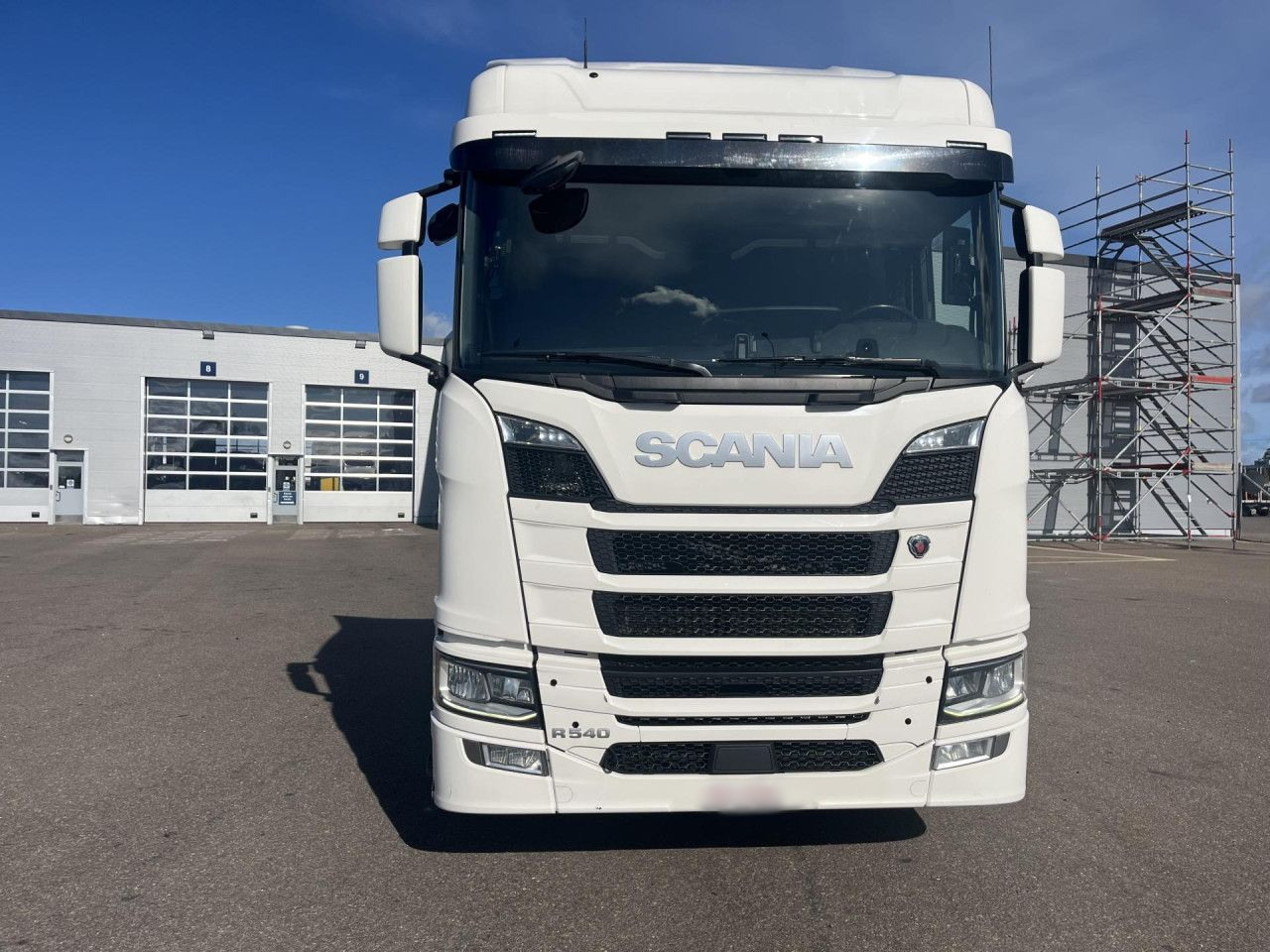 SCANIA R 540 B8x4NB / Truck chassis / Sleeper cab - Tovornjak-šasija: slika 3 SCANIA R 540 B8x4NB / Truck chassis / Sleeper cab - Tovornjak-šasija: slika 3