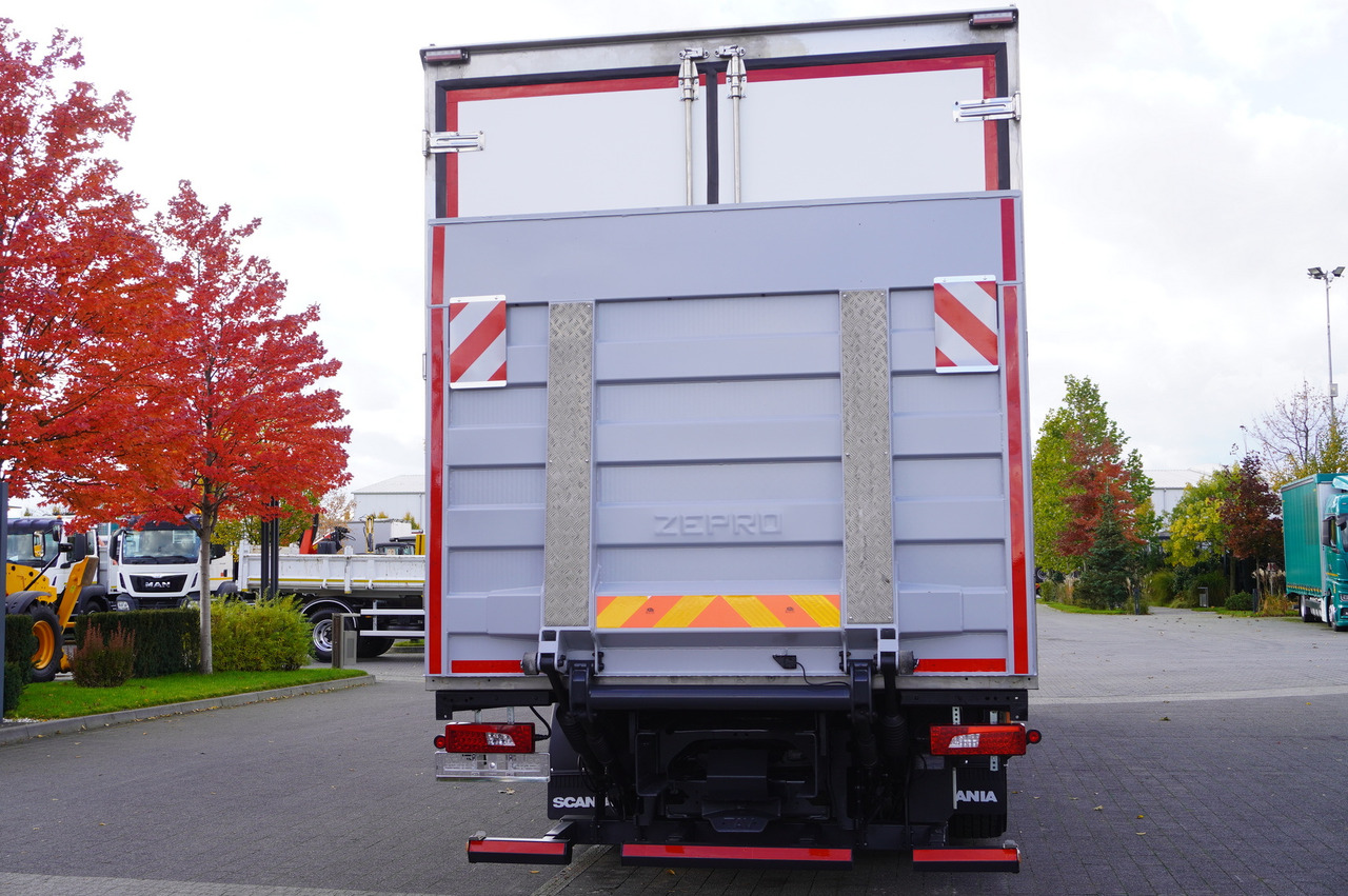 SCANIA R500 E6 6x2 / Lecapitaine 21 EPAL refrigerator / Carrier Supra 1150 / 2021 / steered axle - Tovornjak hladilnik: slika 3 SCANIA R500 E6 6x2 / Lecapitaine 21 EPAL refrigerator / Carrier Supra 1150 / 2021 / steered axle - Tovornjak hladilnik: slika 3