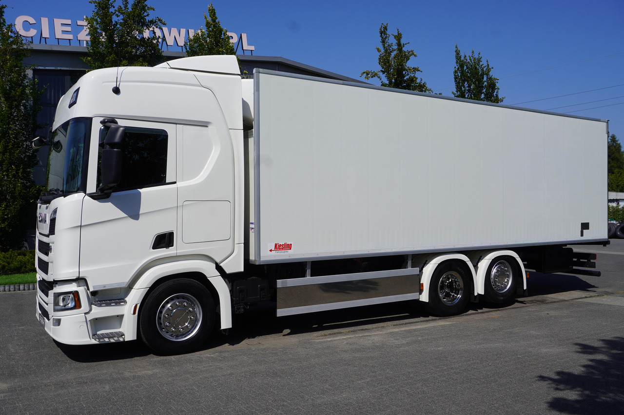 SCANIA R500 Hook-Up Refrigerated Truck KIESLING 20 EPAL / Carrier Supra 1250 Silent - Tovornjak hladilnik: slika 2 SCANIA R500 Hook-Up Refrigerated Truck KIESLING 20 EPAL / Carrier Supra 1250 Silent - Tovornjak hladilnik: slika 2