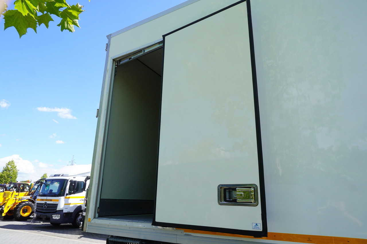 SCANIA R500 / Lecapitaine refrigerator 20 EPAL / Carrier Supra 950 / Steered 3rd axle lizing SCANIA R500 / Lecapitaine refrigerator 20 EPAL / Carrier Supra 950 / Steered 3rd axle: slika 9