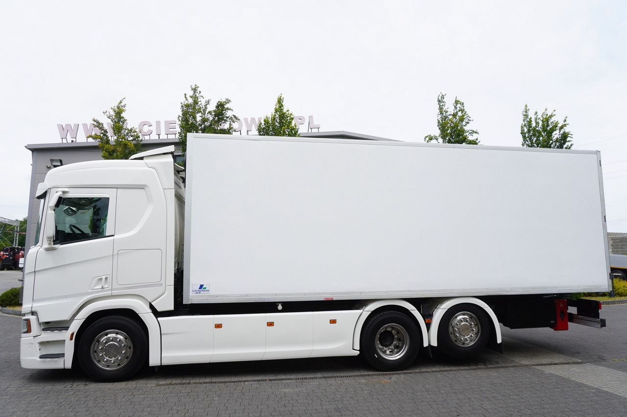 SCANIA R500 / Lecapitaine refrigerator / Carrier Supra 950 / steered 3rd axle - Tovornjak hladilnik: slika 2 SCANIA R500 / Lecapitaine refrigerator / Carrier Supra 950 / steered 3rd axle - Tovornjak hladilnik: slika 2