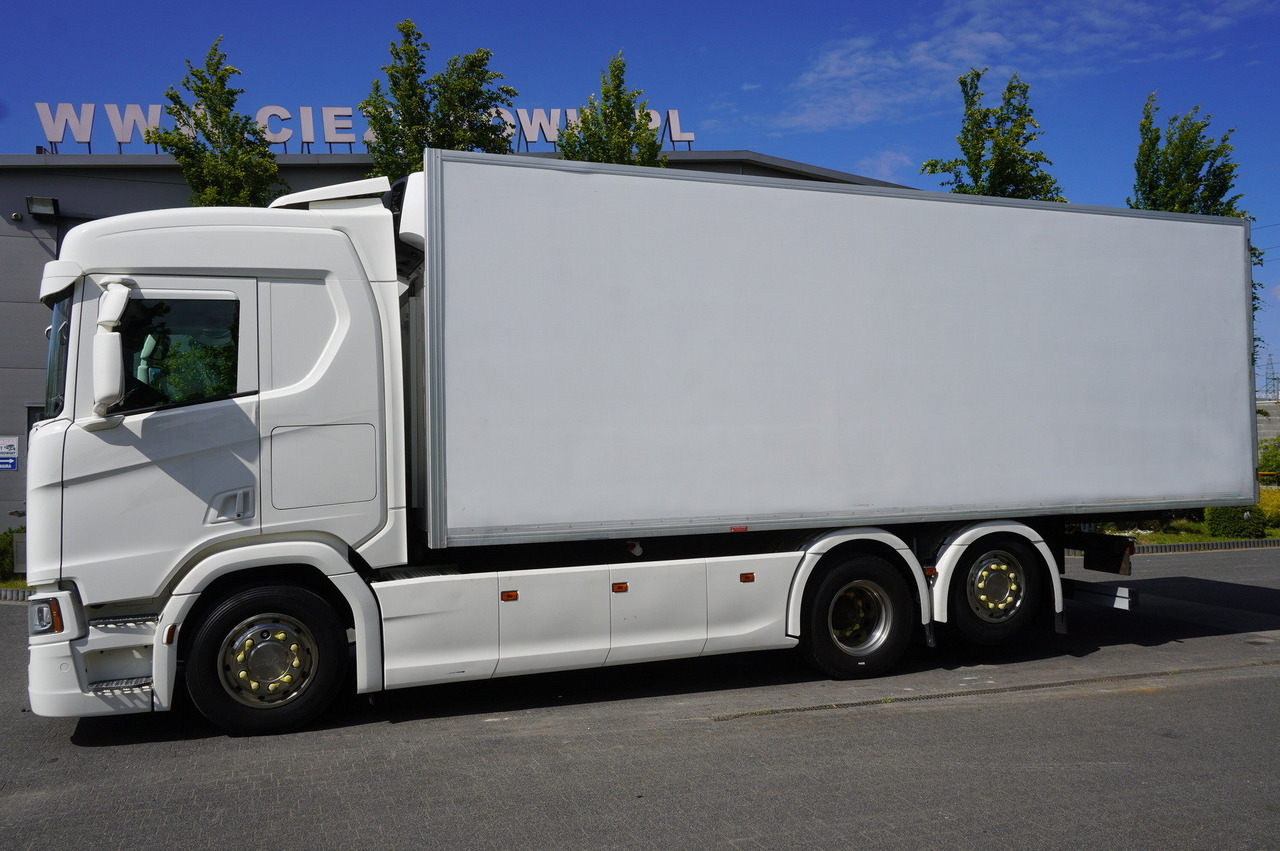 SCANIA R500 / Lecapitaine refrigerator Multitemp / Carrier Supra 950 MT / 3rd axle steered - Tovornjak hladilnik: slika 2 SCANIA R500 / Lecapitaine refrigerator Multitemp / Carrier Supra 950 MT / 3rd axle steered - Tovornjak hladilnik: slika 2