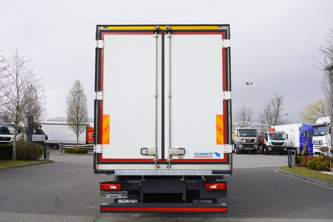 SCANIA R500 / Schmitz meat hook refrigerator / Carrier Supra 950U / 3rd steered axle - Tovornjak hladilnik: slika 4 SCANIA R500 / Schmitz meat hook refrigerator / Carrier Supra 950U / 3rd steered axle - Tovornjak hladilnik: slika 4
