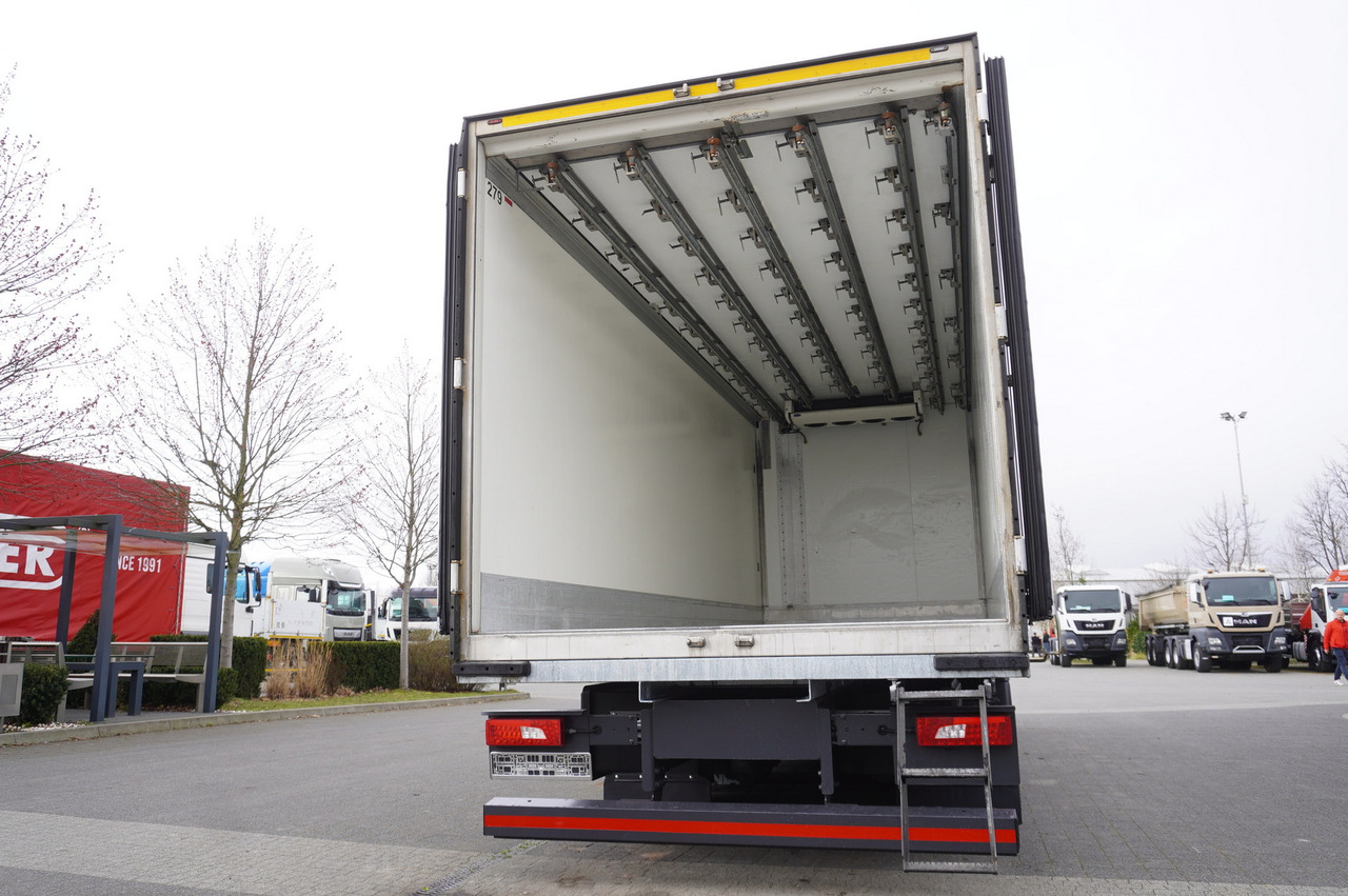 SCANIA R500 / Schmitz meat hook refrigerator / Carrier Supra 950U / 3rd steered axle - Tovornjak hladilnik: slika 5 SCANIA R500 / Schmitz meat hook refrigerator / Carrier Supra 950U / 3rd steered axle - Tovornjak hladilnik: slika 5