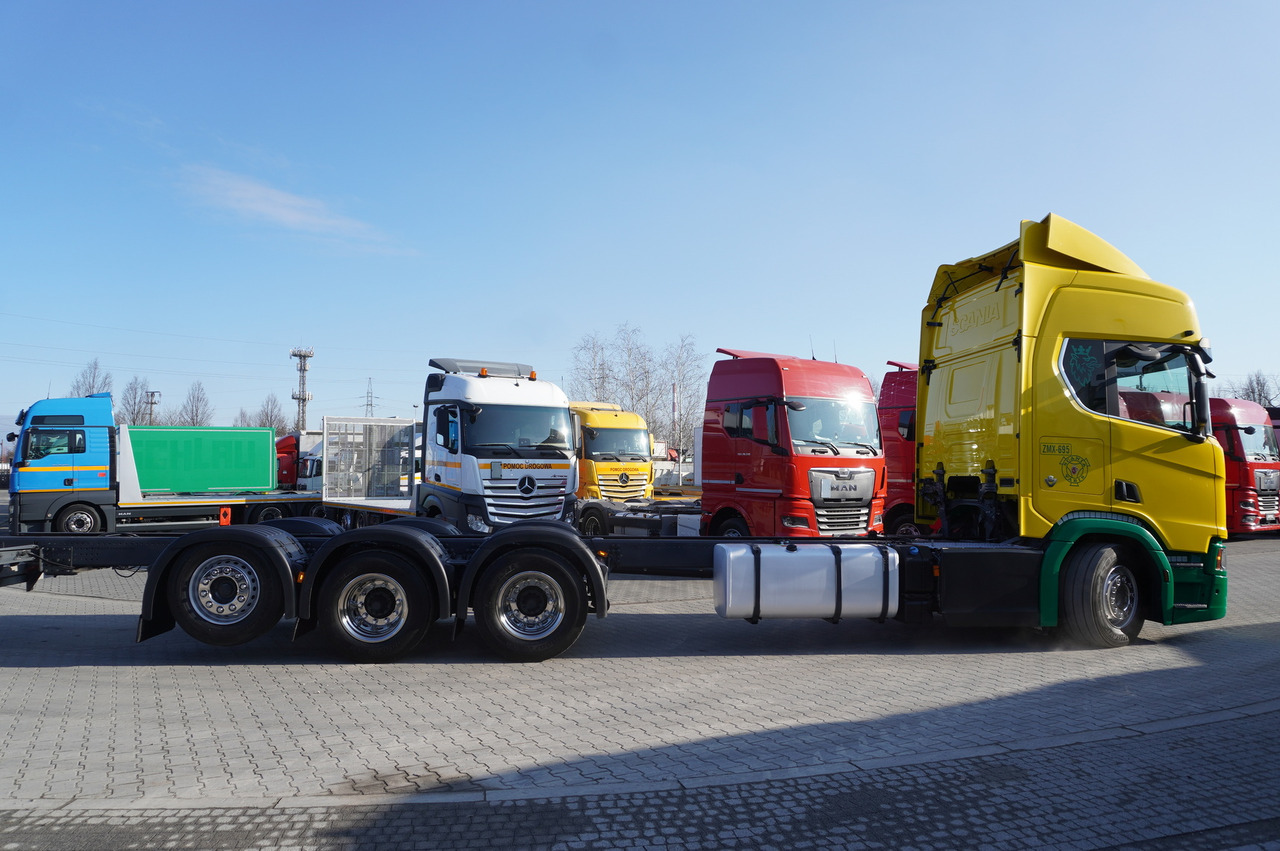 SCANIA R650 V8 8x4/4 E6 / 2020 / Frame 9.7 m - Tovornjak-šasija: slika 4 SCANIA R650 V8 8x4/4 E6 / 2020 / Frame 9.7 m - Tovornjak-šasija: slika 4
