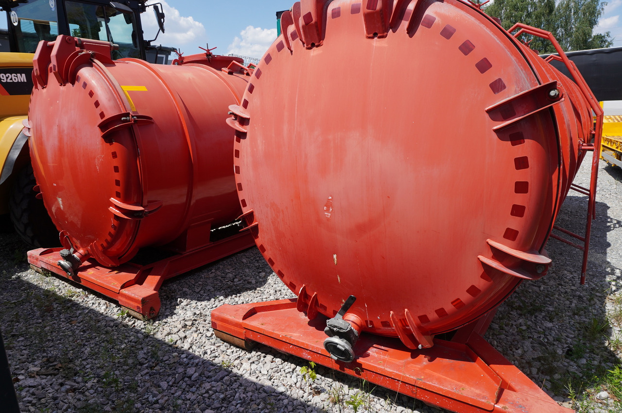 STAL UNUSED Septic barrel / 13000 l - Dvigalo kavelj/ Sistem nakladalnika: slika 5 STAL UNUSED Septic barrel / 13000 l - Dvigalo kavelj/ Sistem nakladalnika: slika 5