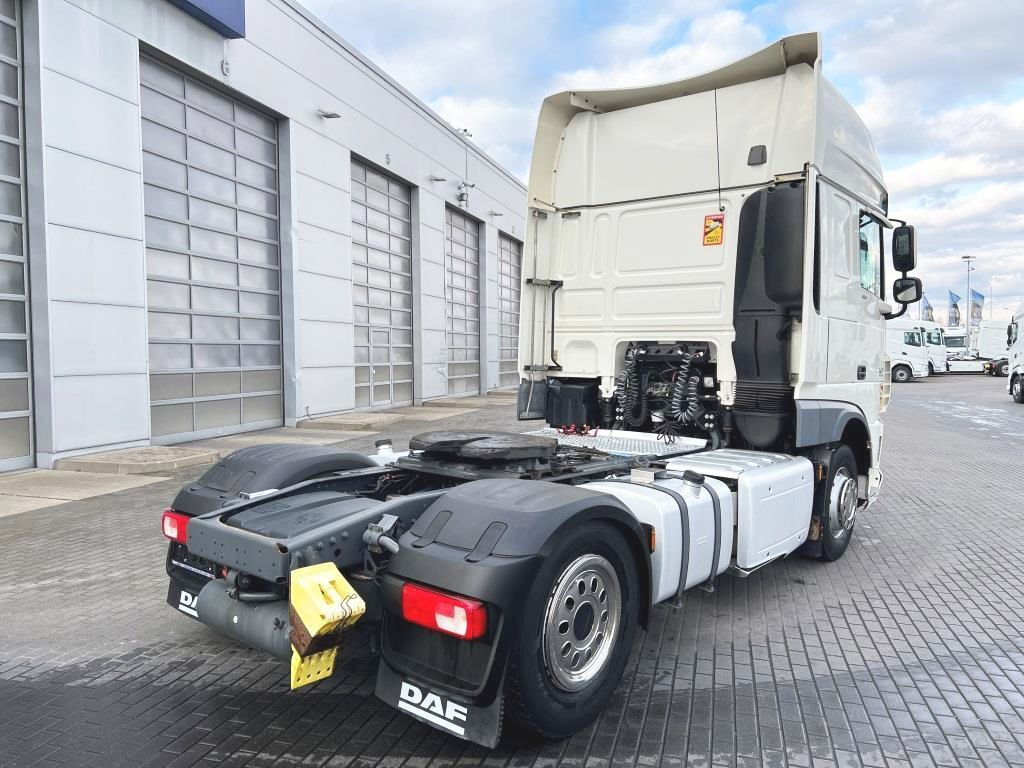 DAF XF 460 FT SSC Intarder 2xTank 1.185 Liter Euro 6 - Vlačilec: slika 4 DAF XF 460 FT SSC Intarder 2xTank 1.185 Liter Euro 6 - Vlačilec: slika 4